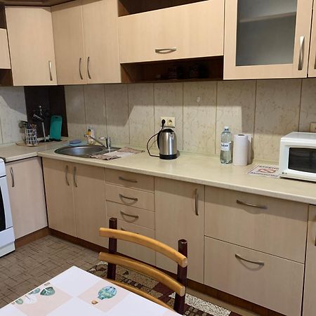 Квартира С Видом На Abu Dhabi Plaza Asztana Kültér fotó