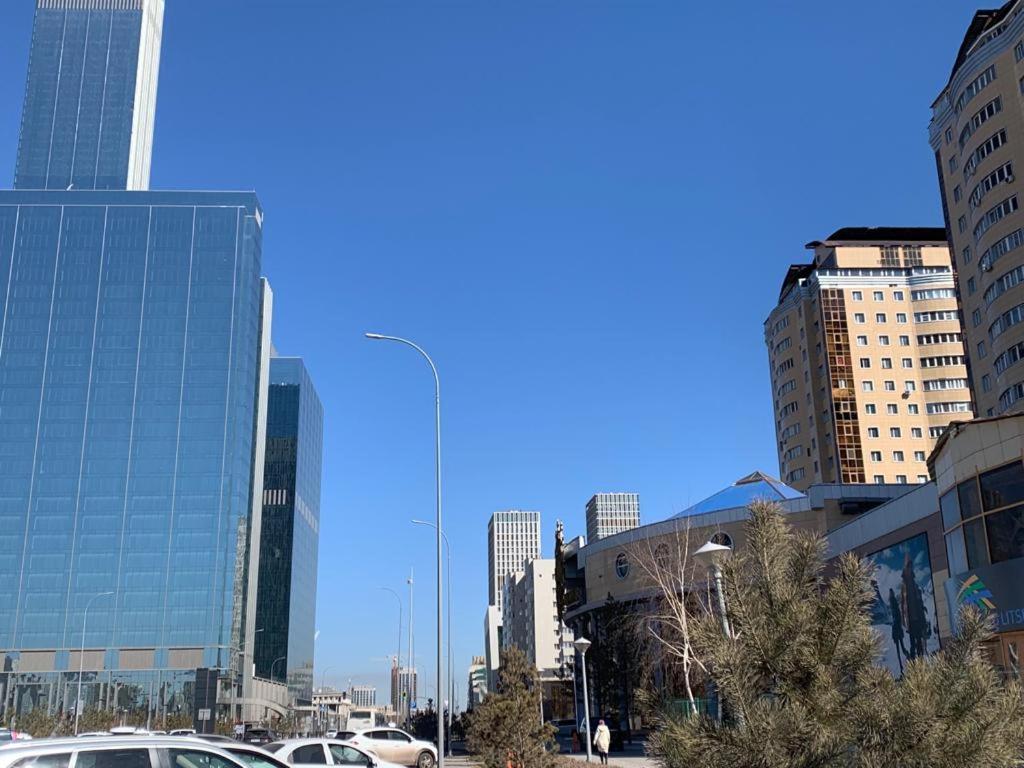 Квартира С Видом На Abu Dhabi Plaza Asztana Kültér fotó