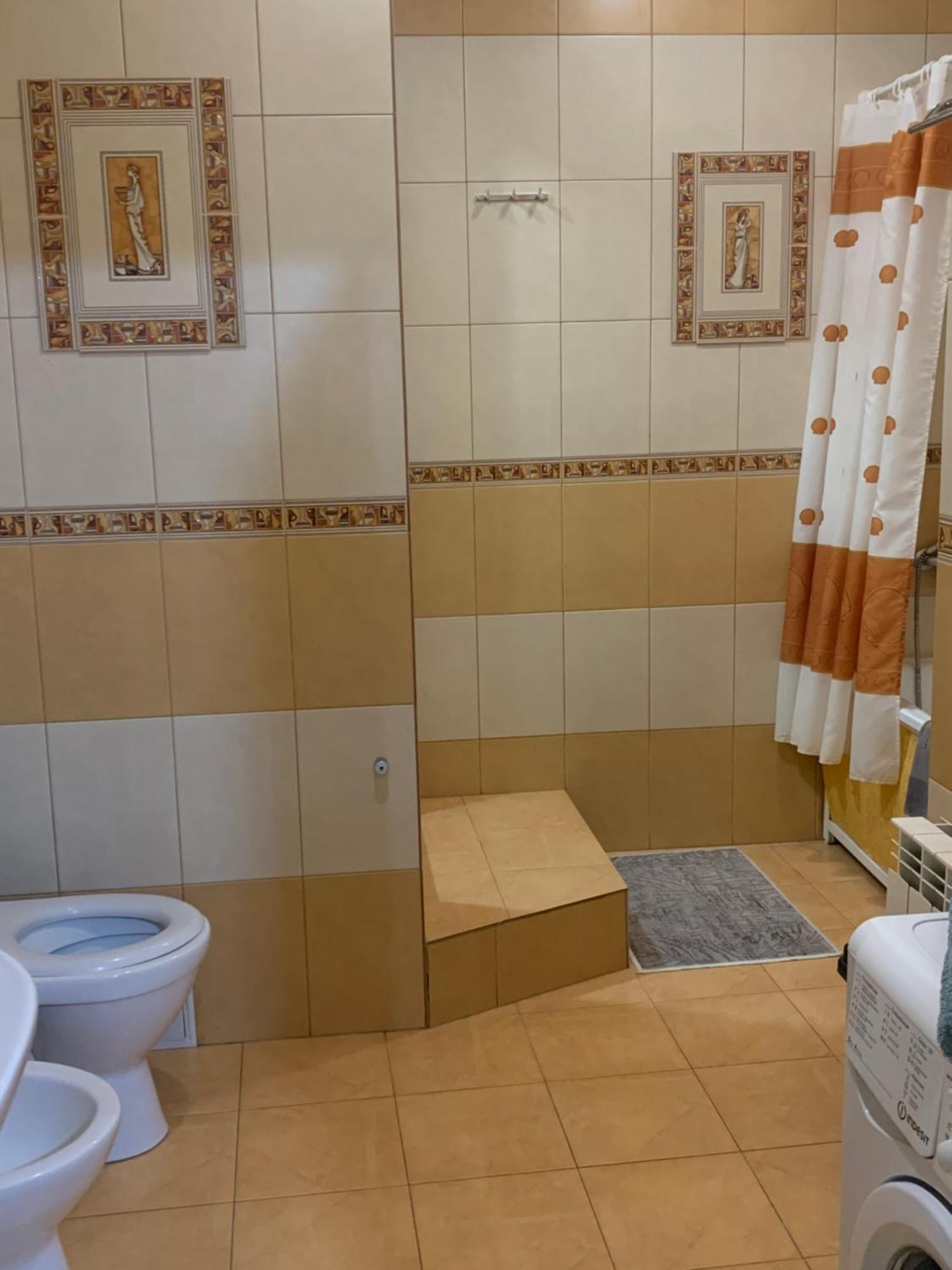 Квартира С Видом На Abu Dhabi Plaza Asztana Kültér fotó